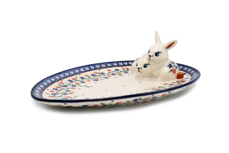 Wielkanoc Polmisek z zajacami Czerwone i Niebieskie Kwiatuszki Ceramika Boleslawiec 2