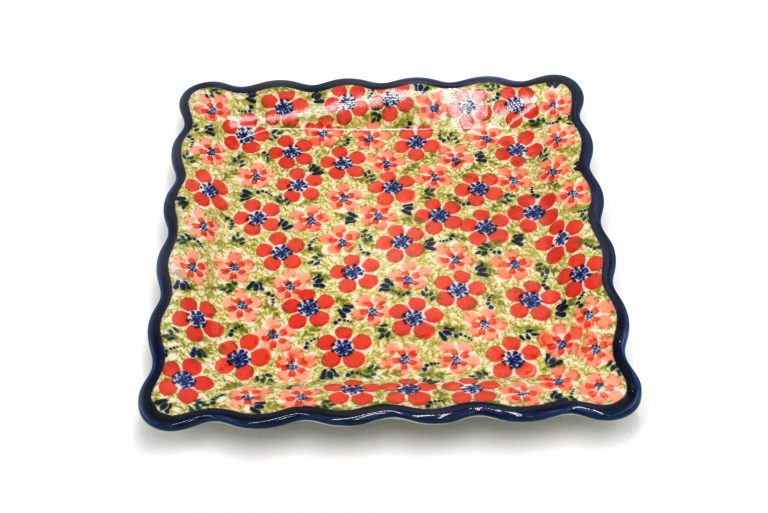talerz kwadratowy z falbana czerwone kwiaty ceramika boleslawiec