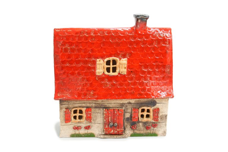 Podłużny domek ceramiczny na świeczkę – Czerwony dach 2