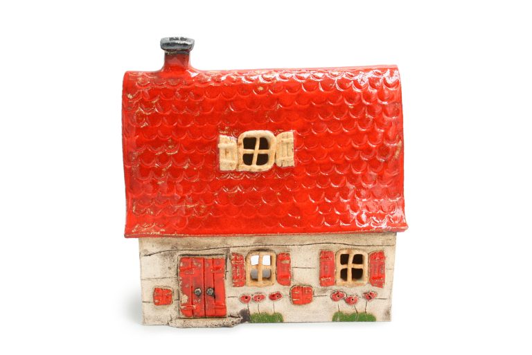 Podłużny domek ceramiczny na świeczkę – Czerwony dach 4