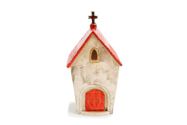 Ceramic shrine – Red roof