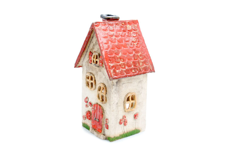 Domek ceramiczny na świeczkę – Czerwony dach 2