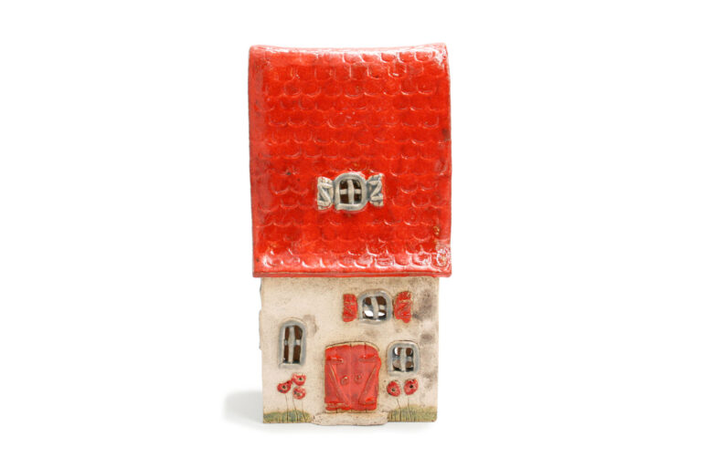 Duzy bajkowy domek na swieczke – Czerwony dach 2 1