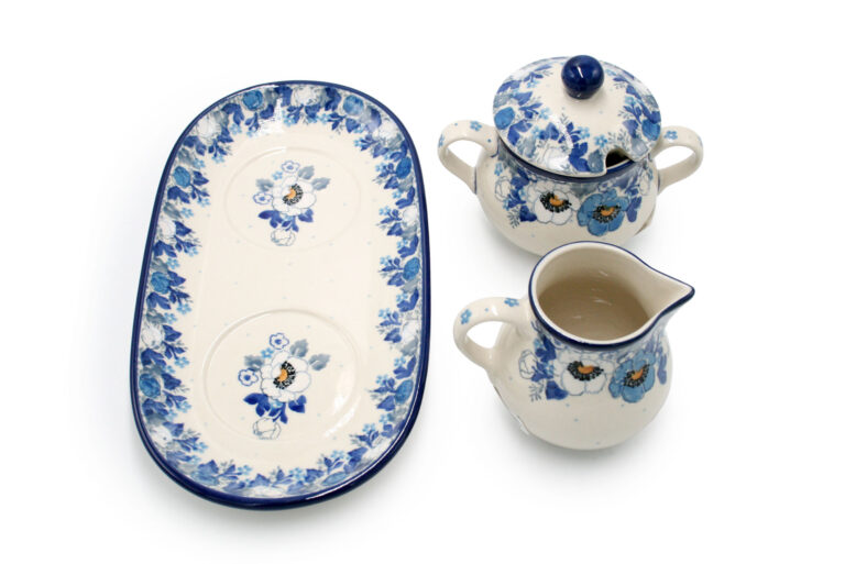 422 Sugar bowl and creamer set, White and Blue Flowers pattern, Boleslawiec Ceramics (2)