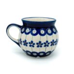 912 166A Kubek pękaty mały Kropka i Kwiatek, Ceramika Bolesławiec (2)